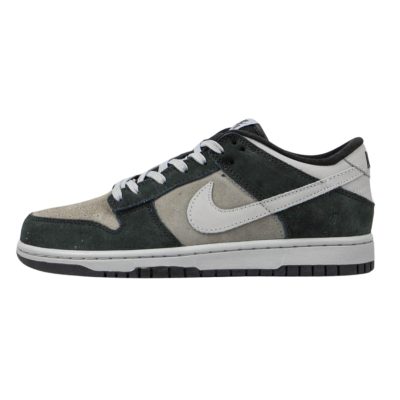 SB DUNK Low "Black Pure Platinum Anthracite"