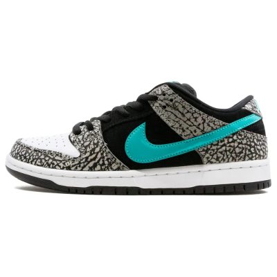 SB DUNK Low "Atmos Elephant"