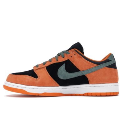 SB DUNK Low "C&K 0 Orange"