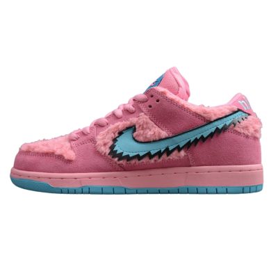 SB DUNK Low "Grateful Pink"