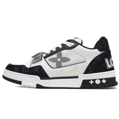 LOUIS VUITTON TRAINER «Black White»