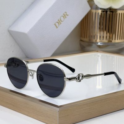 SINGLASSES DIOR SF2 SIZE：58口18-145