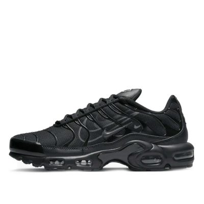 NIKE TN AIR MAX PLUS «Black & Gold»