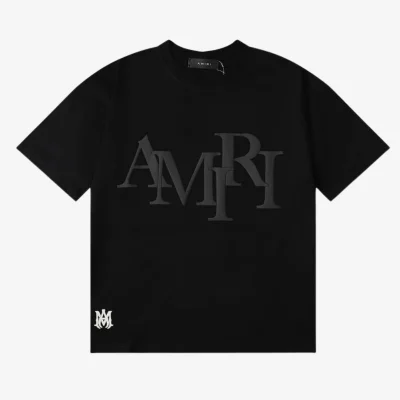 Camiseta Staggered